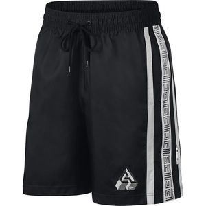 Giannis Antetokounmpo Track Shorts
CK6282-010 Size Large